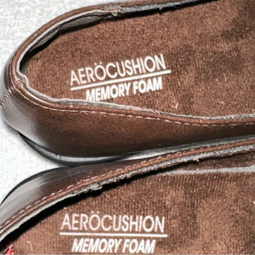 Aerocushion Ultimate Comfort Memory Foam Shoes Women's‎ Size 8.5 Sophie Brown